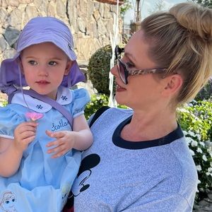 Meet your Posher, Farrah